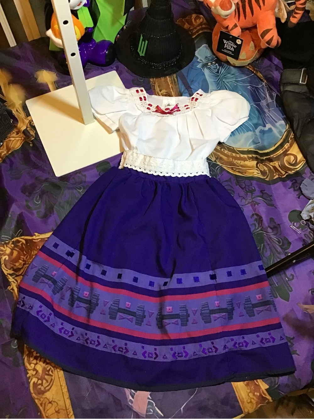 Disney store Luisa Encanto dress up size 3